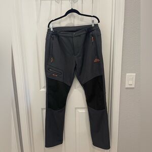 Outdoorsport Men's Gray and Black joggers